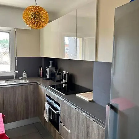 A 2 Pas Du Centre De Appartement *